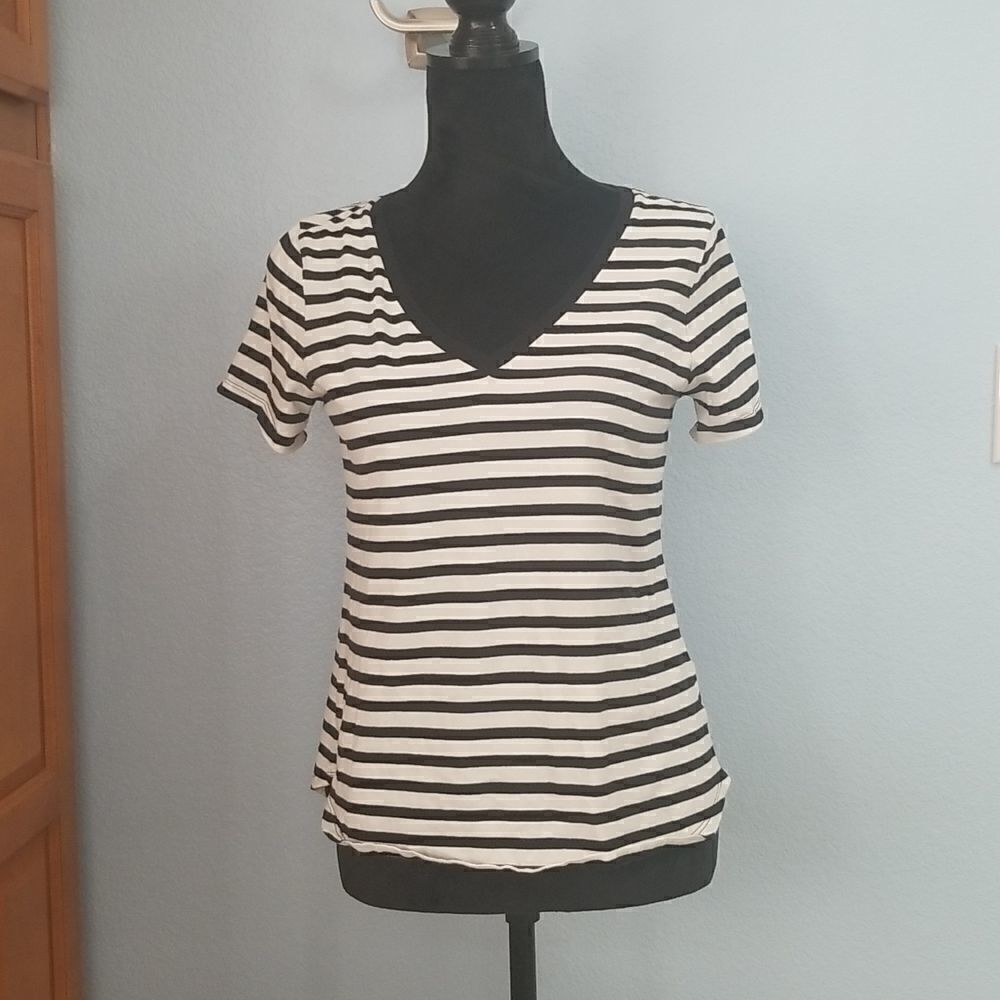 Old Navy striped top 